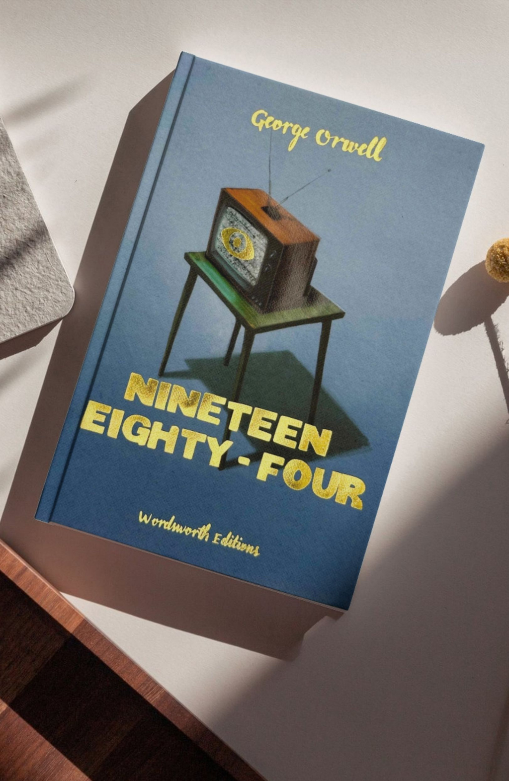 Wordsworth Collectors Edition l 1984 - George Orwell - Nineteen Eighty-Four A struggle for truth under the oppressive rule of Big Brother - Now only R219