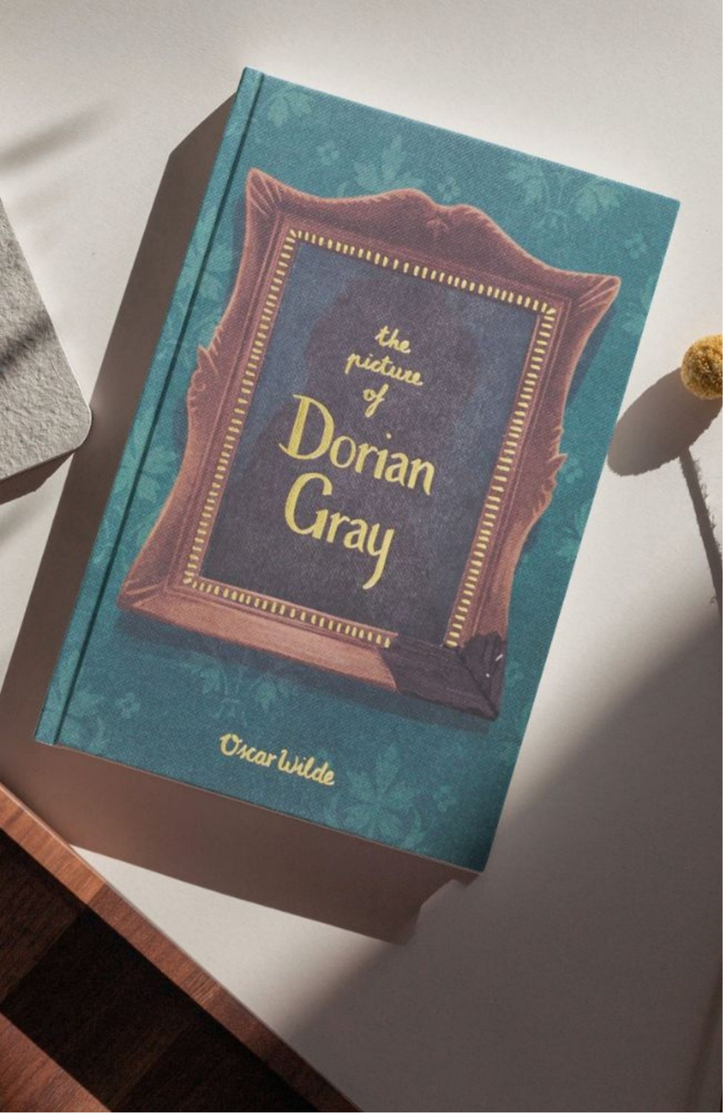 Wordsworth Collectors Edition l The Picture of Dorian Gray - Oscar Wilde l  The haunting tale of a man whose portrait reveals the corruption he hides - Now only R219