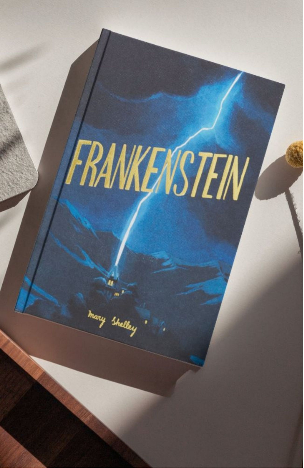 Wordsworth Collectors Edition l Frankenstein - Mary Shelly - Victor Frankenstein’s tragic creation and the chilling consequences - Now only R219
